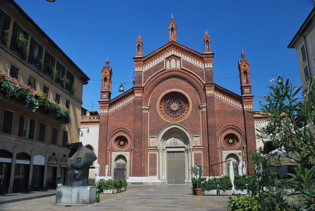 chiesa santa maria del carmine milano italy